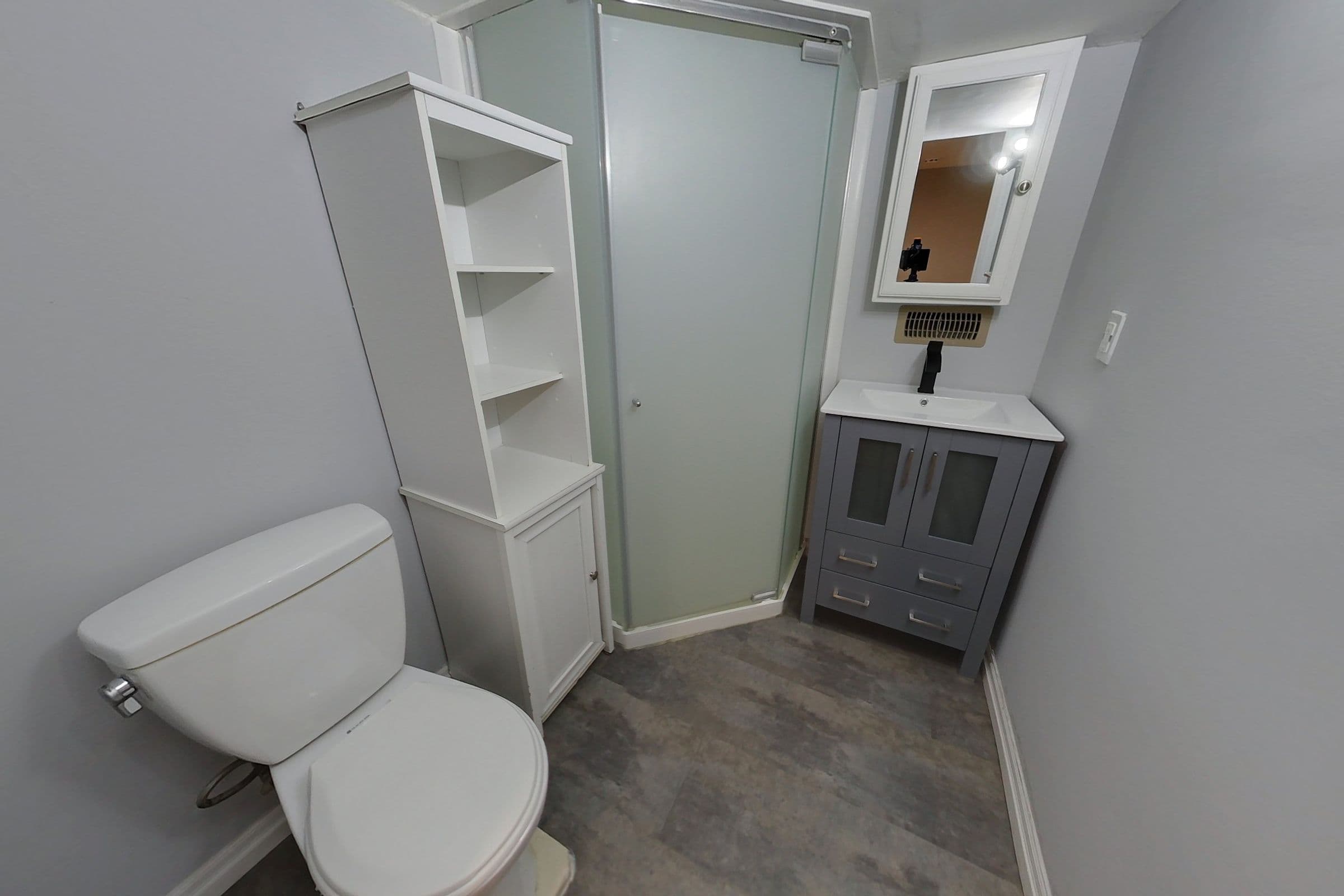 Unit 2 – 2 Howard Crescent, Kingston, ON — photo 11 of 15