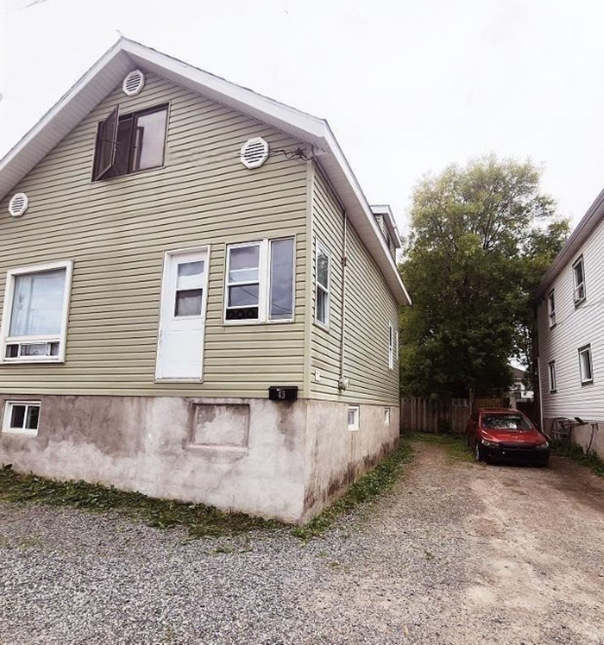 43 Belanger Ave, Timmins, ON — photo 1 of 22