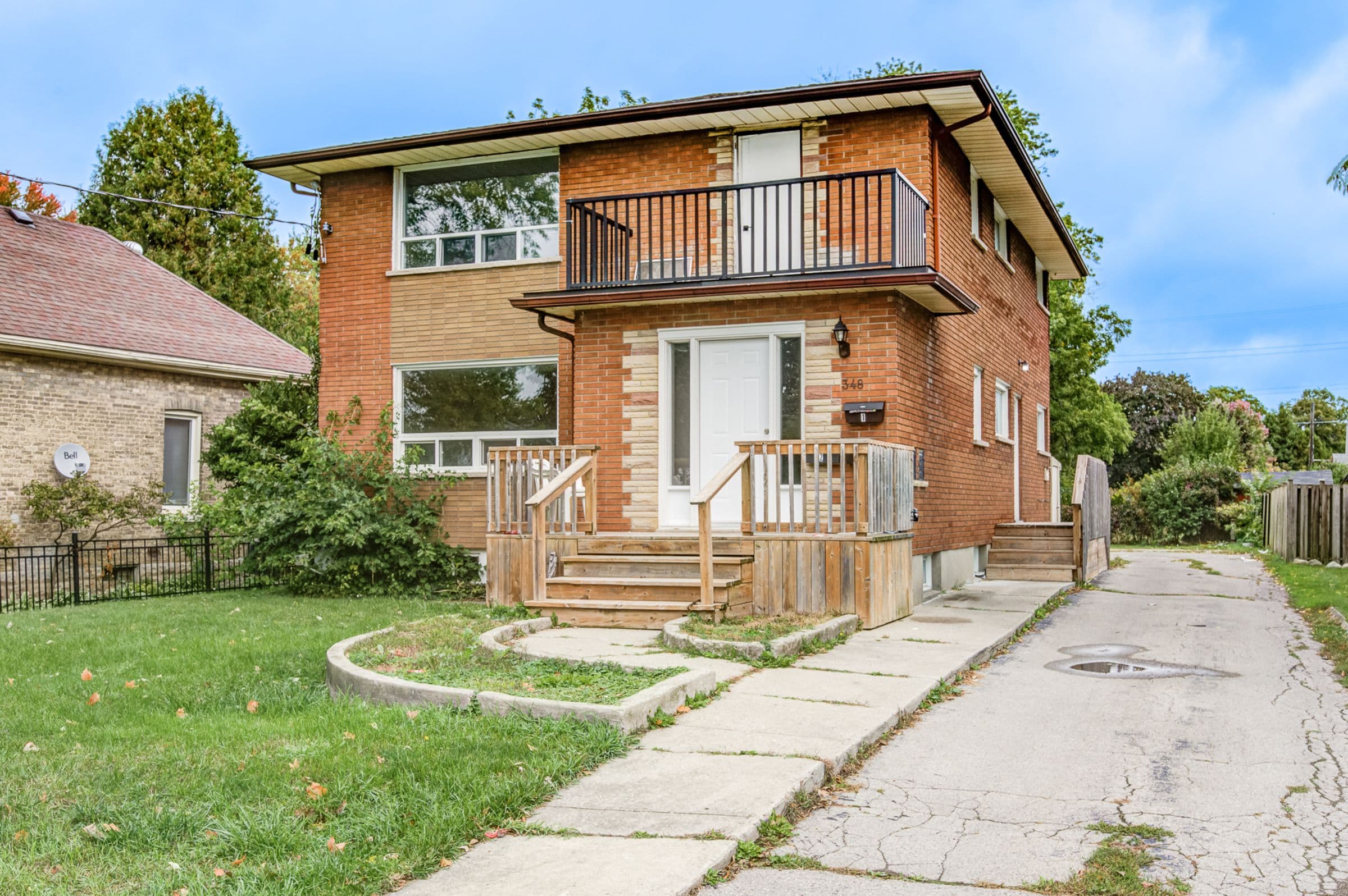 348 Spruce St, London