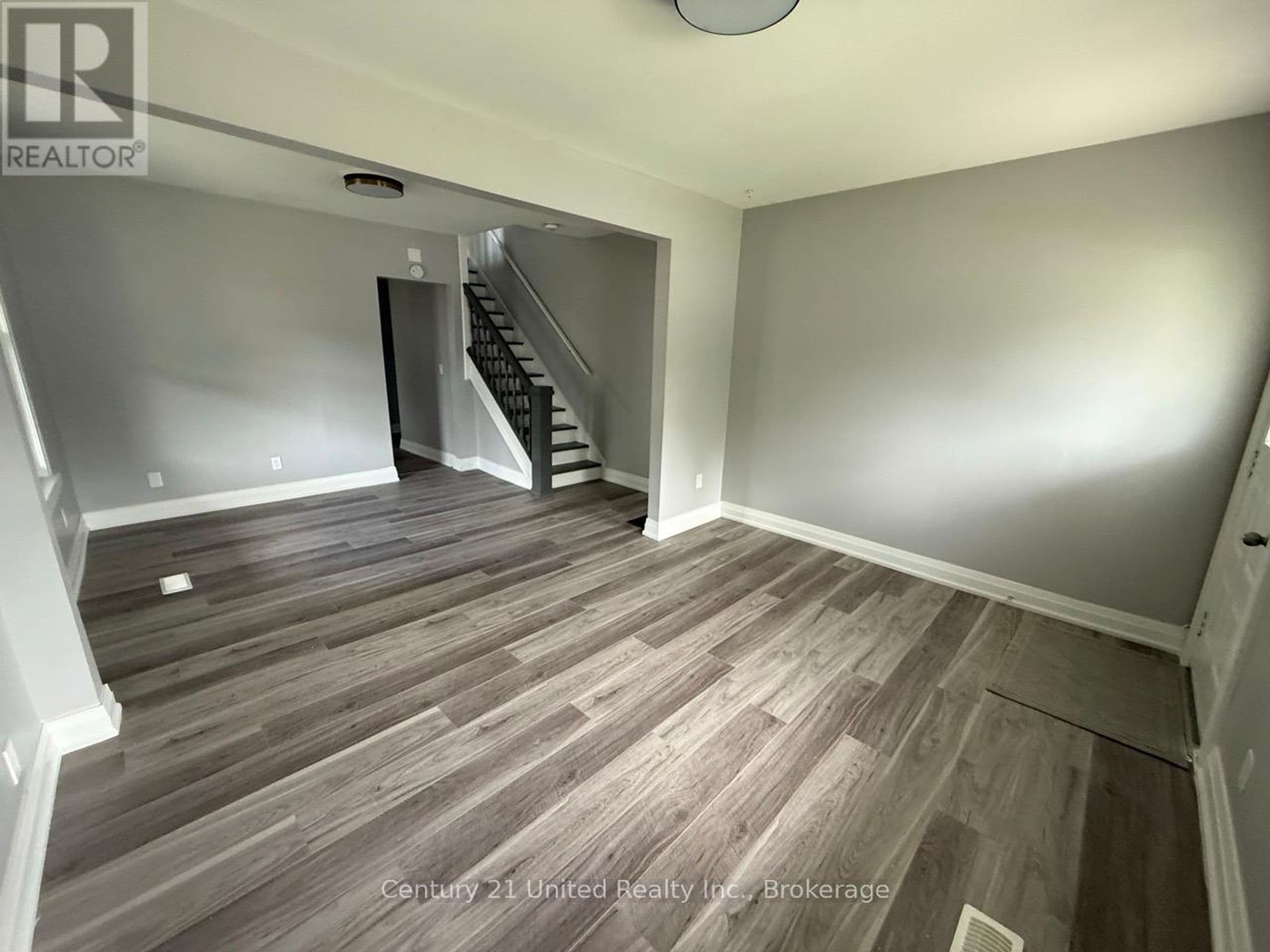 Unit #70 – 70-72 Park St S, Peterborough, ON — photo 2 of 14