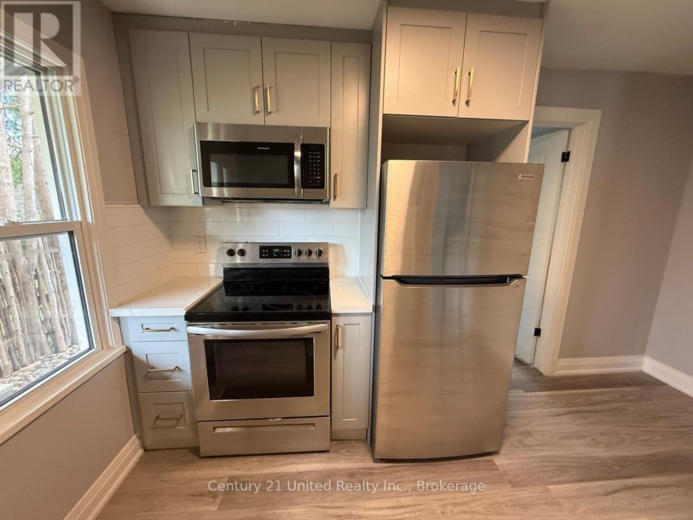 Unit #70 – 70-72 Park St S, Peterborough, ON — photo 5 of 14