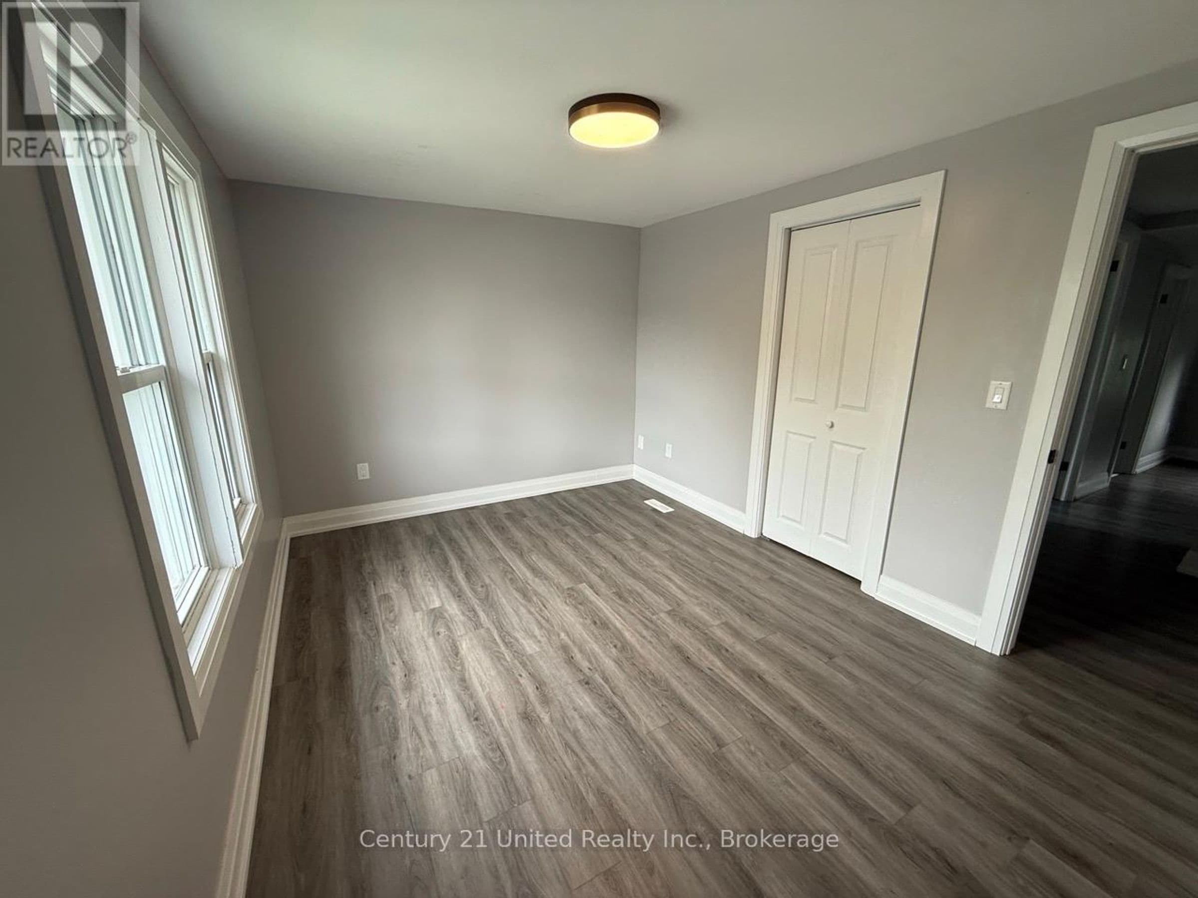 Unit #70 – 70-72 Park St S, Peterborough, ON — photo 12 of 14