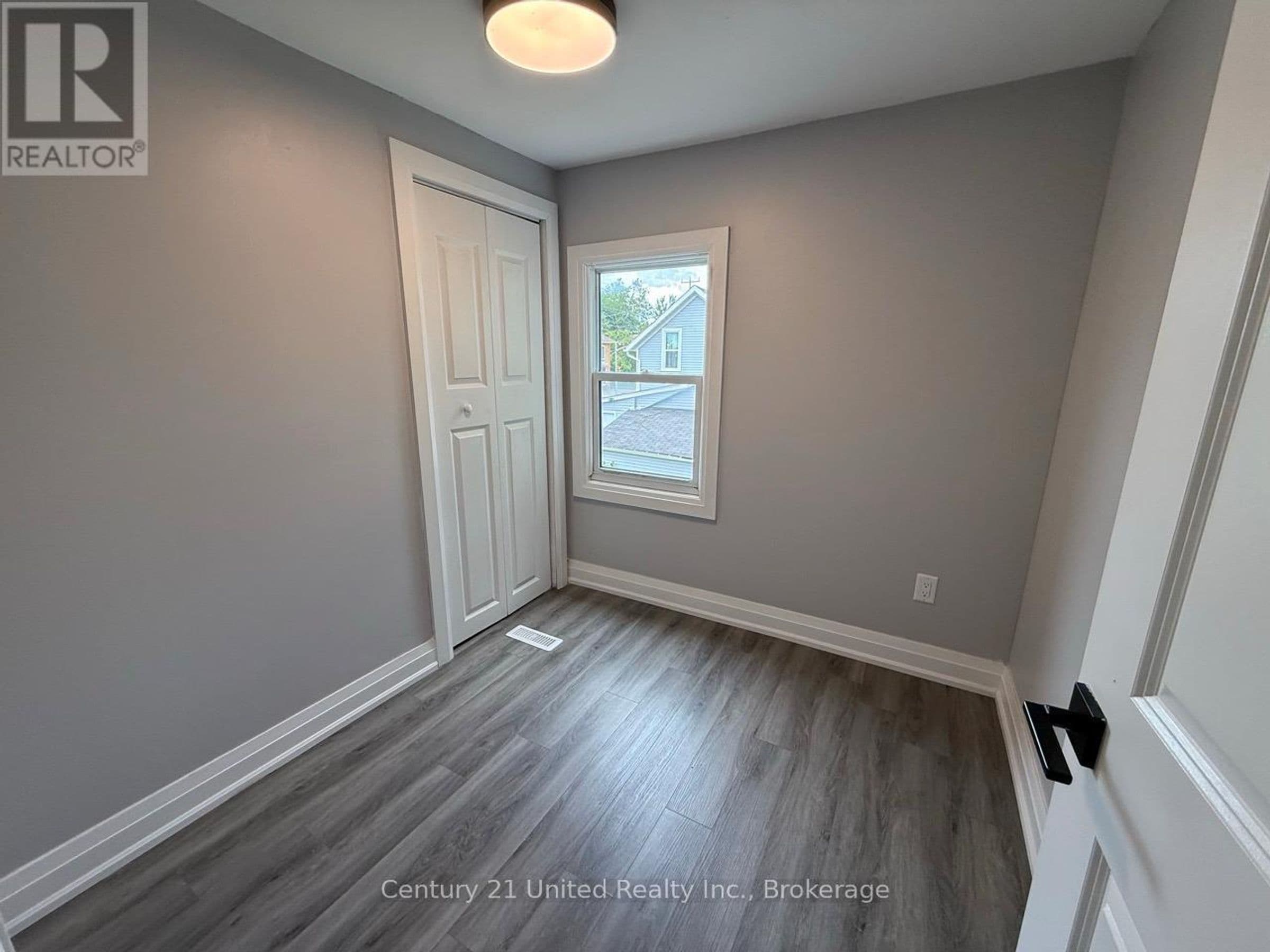 Unit #70 – 70-72 Park St S, Peterborough, ON — photo 13 of 14